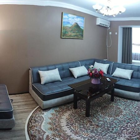 Apartment Near Farkhadskiy Bazar Ташкент Экстерьер фото